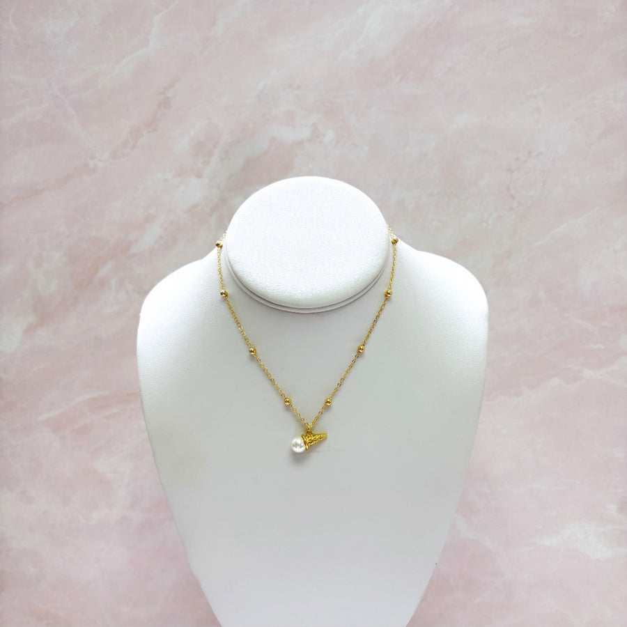 Fancy Scoop Necklace