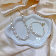 Pretty in Pearls Necklace