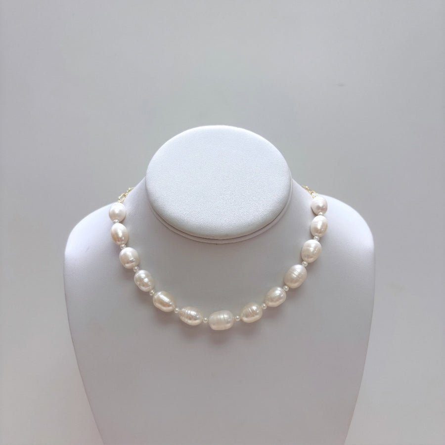 Pretty in Pearls Necklace