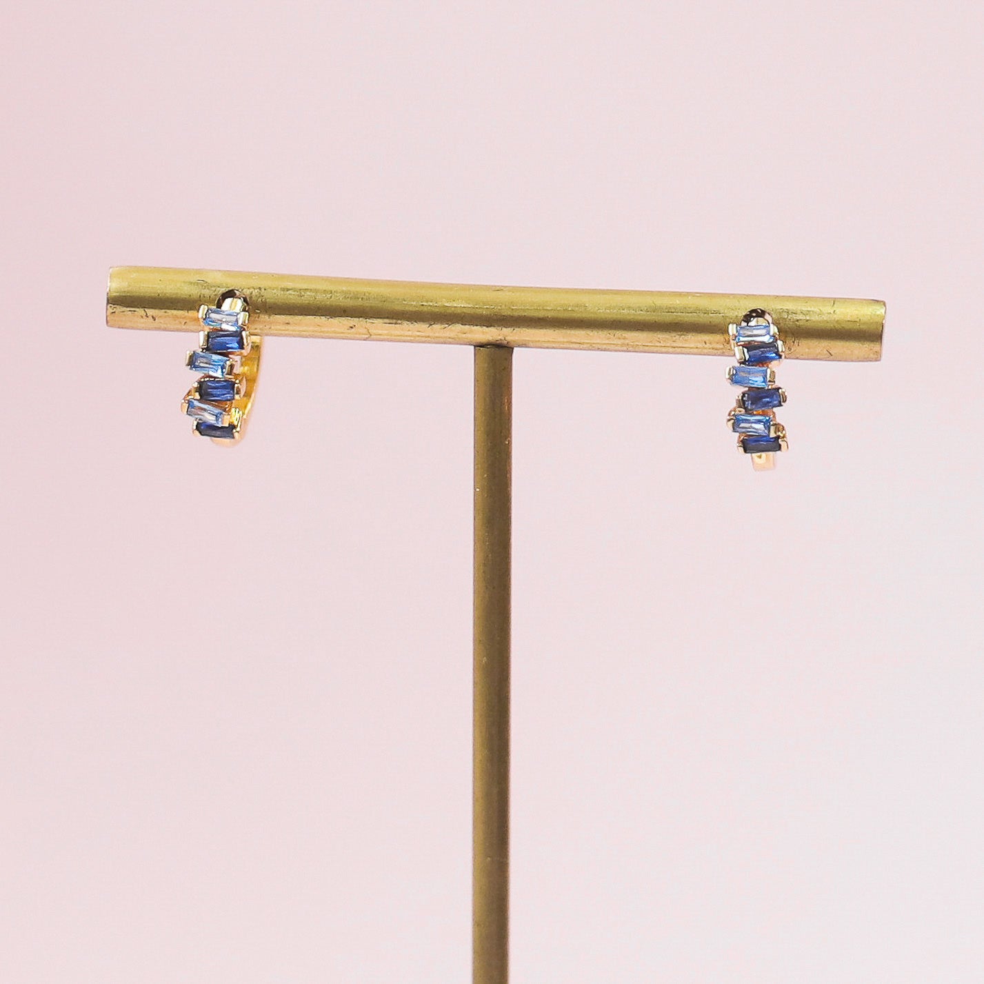 Go for It Huggies (2 Colors Available)