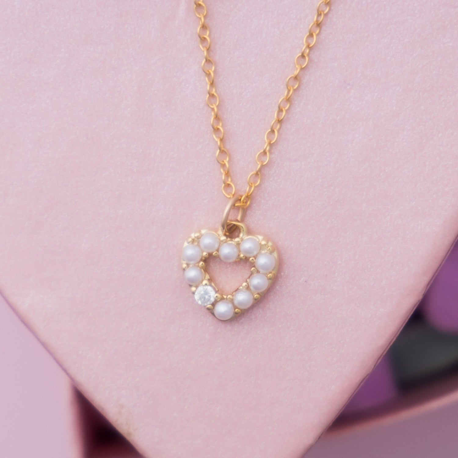 taudrey feeling loved necklace