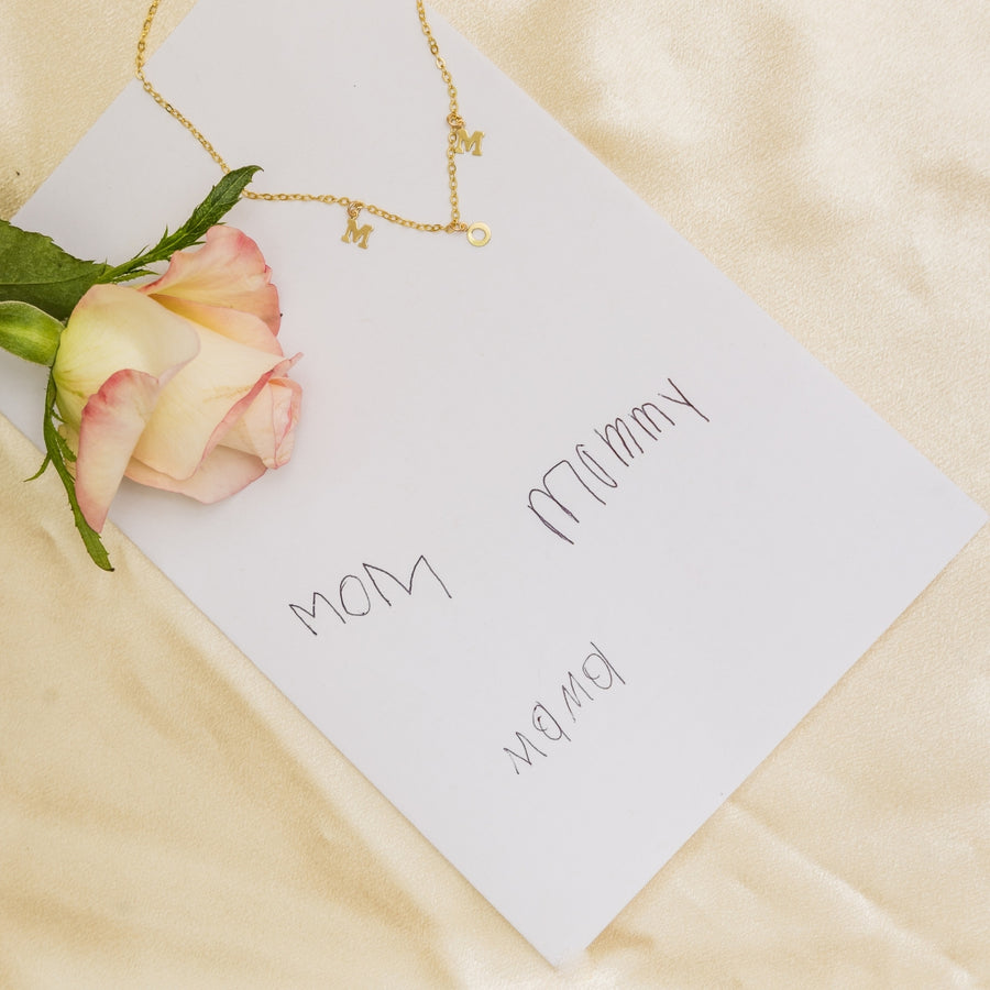 taudrey hang with mama necklace