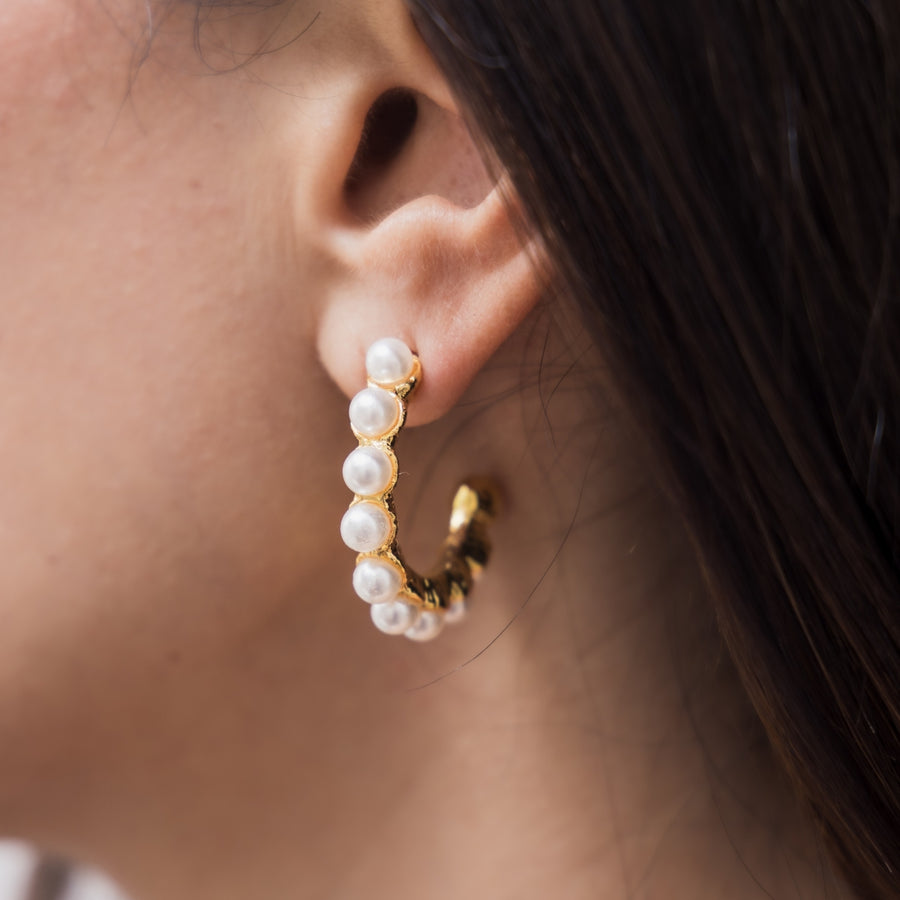 taudrey pearl it on earrings