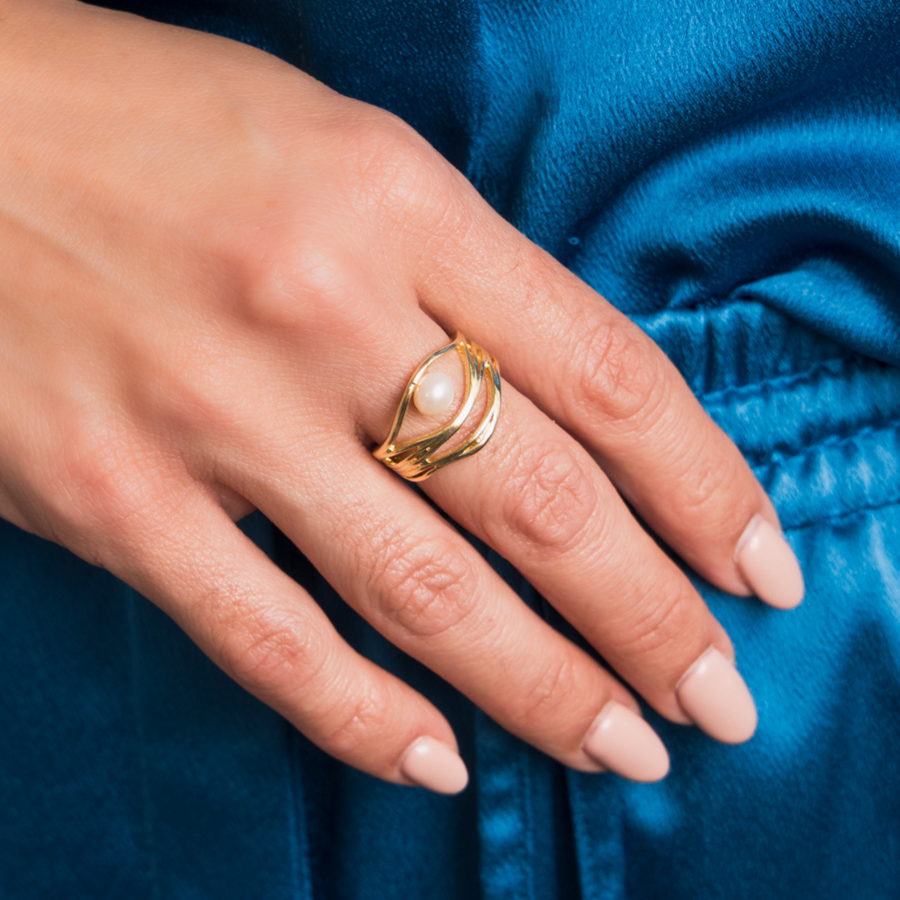 taudrey pearl of mine ring