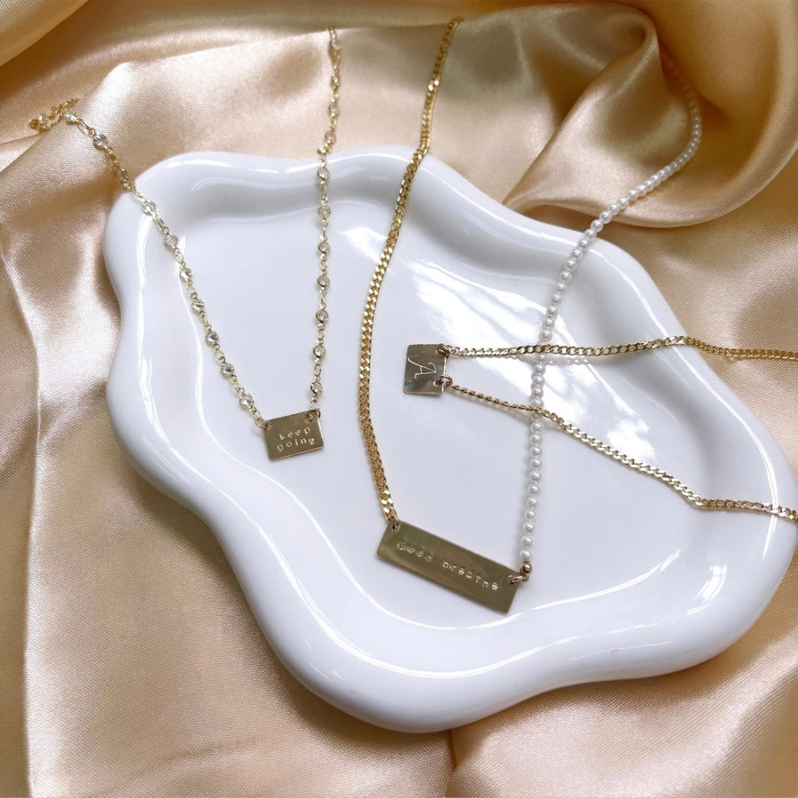 taudrey the mantra mix plate necklace