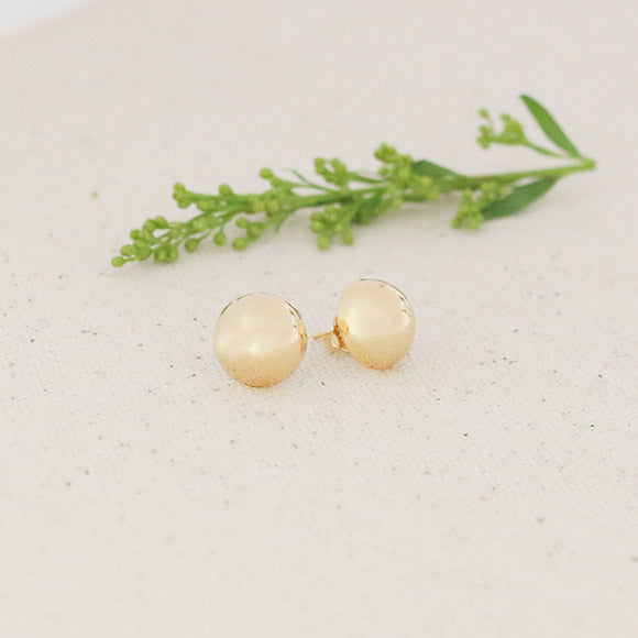 taudrey king tut gold studs hypoallergenic