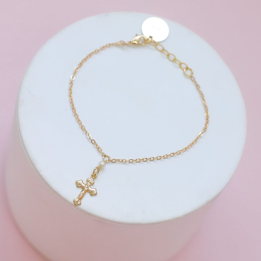 #34 Sample Gold bracelet with hanging cross