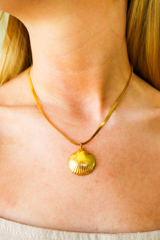 The Golden Coast Necklace