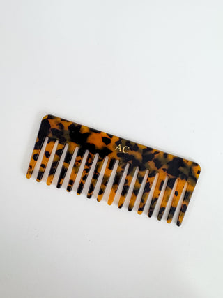 The Monogram Comb
