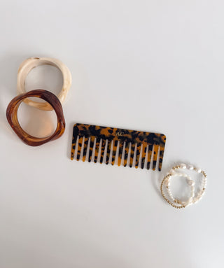 The Monogram Comb