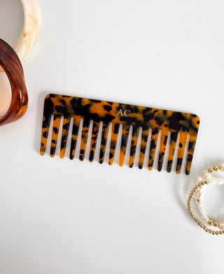 The Monogram Comb