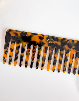 The Monogram Comb