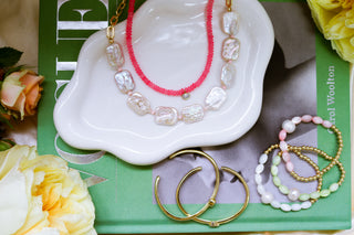 It Girl Necklace Set