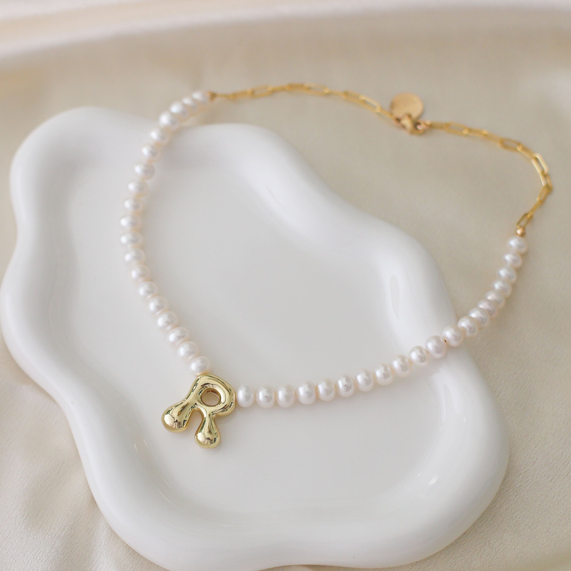taudrey heiress necklace