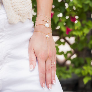 taudrey daisy dreams hand chain