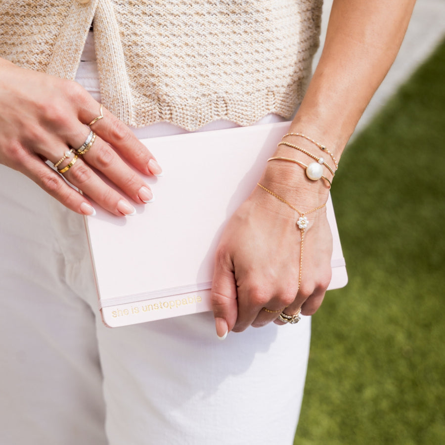 taudrey daisy dreams hand chain