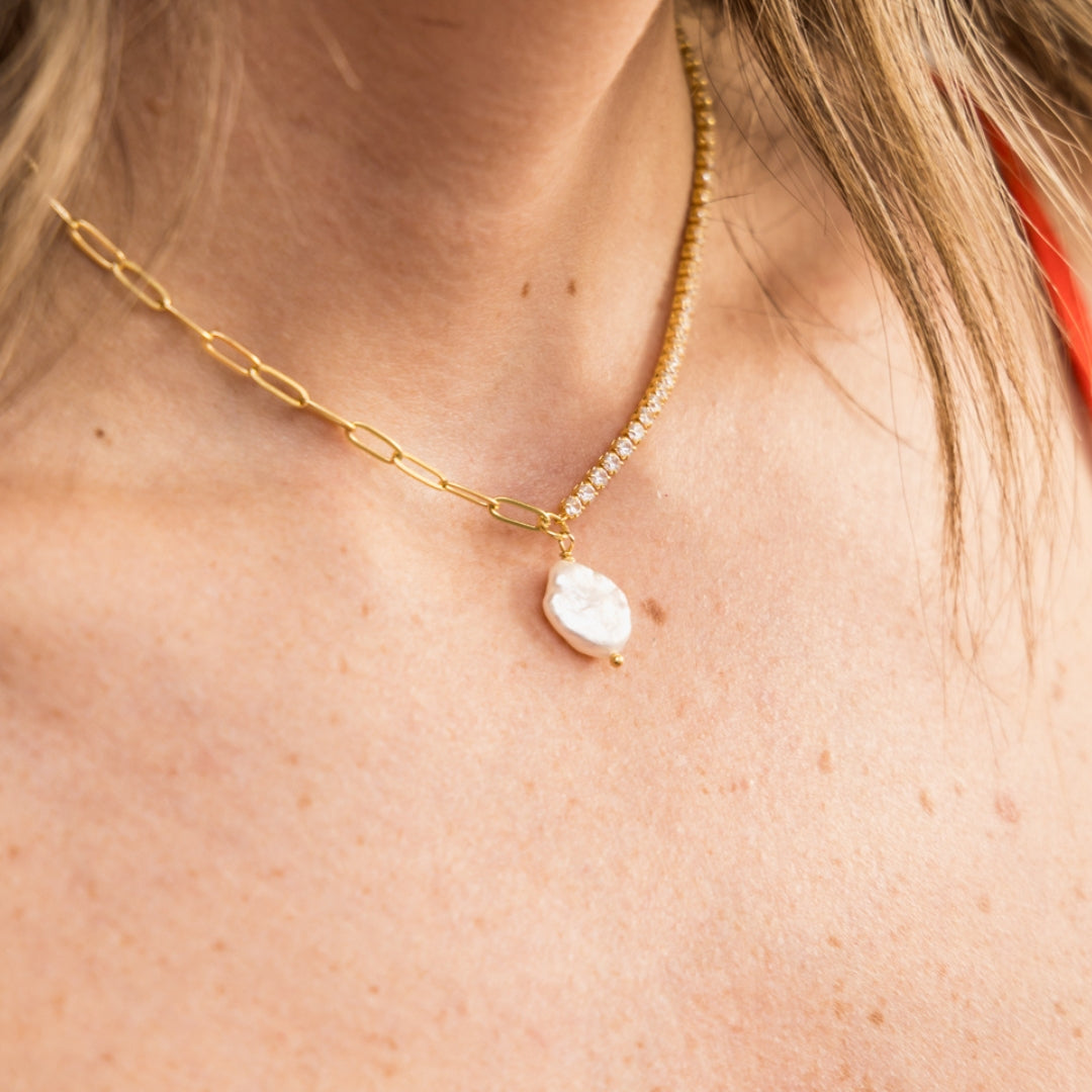 taudrey dual perspective necklace