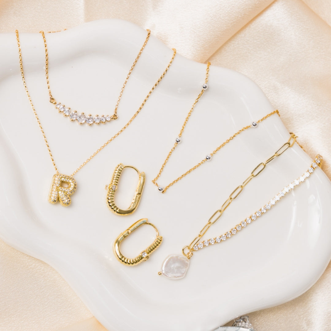 taudrey dual perspective necklace