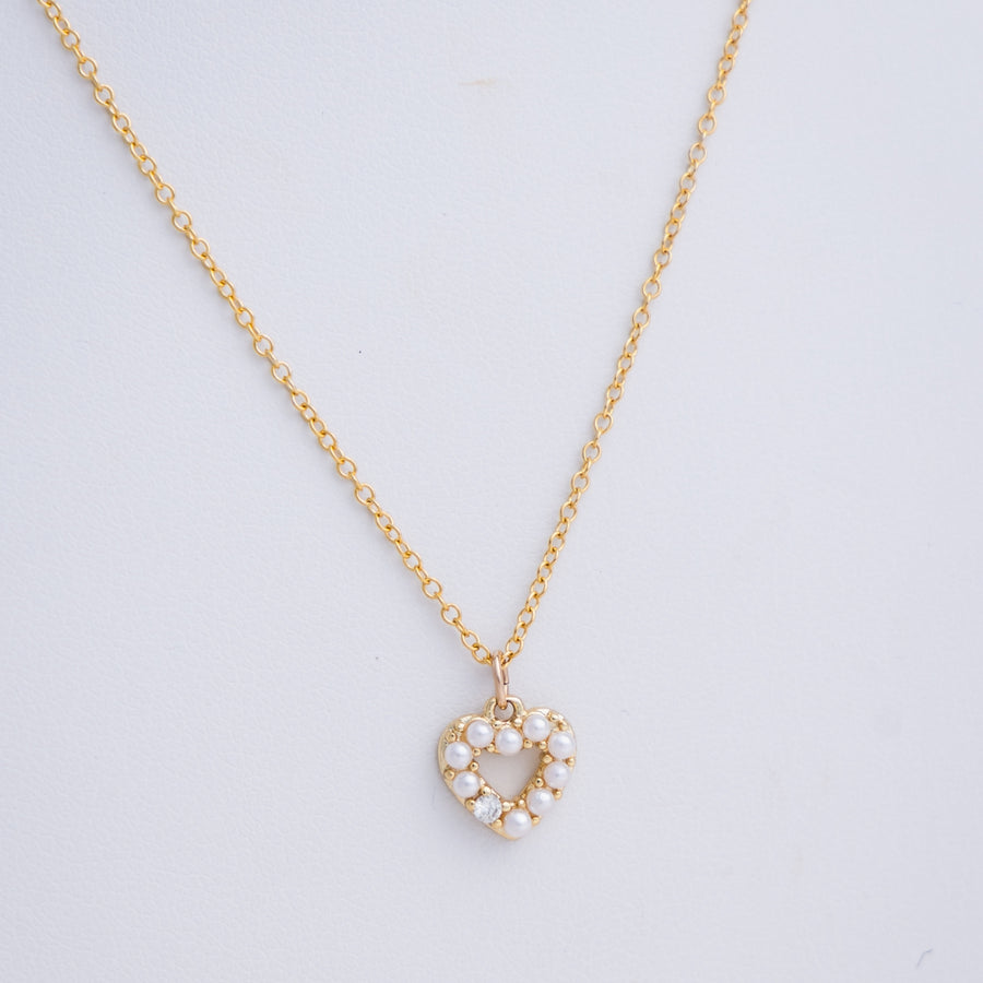 taudrey feeling loved necklace 