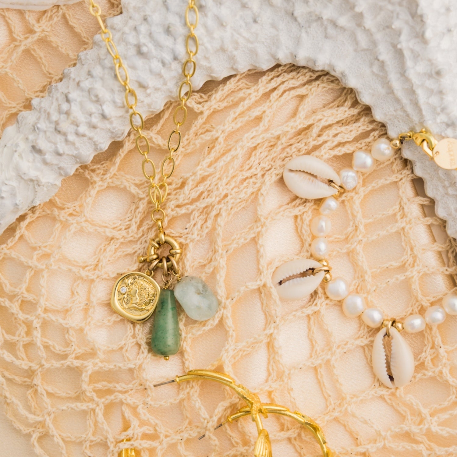 taudrey mermaid mirage necklace