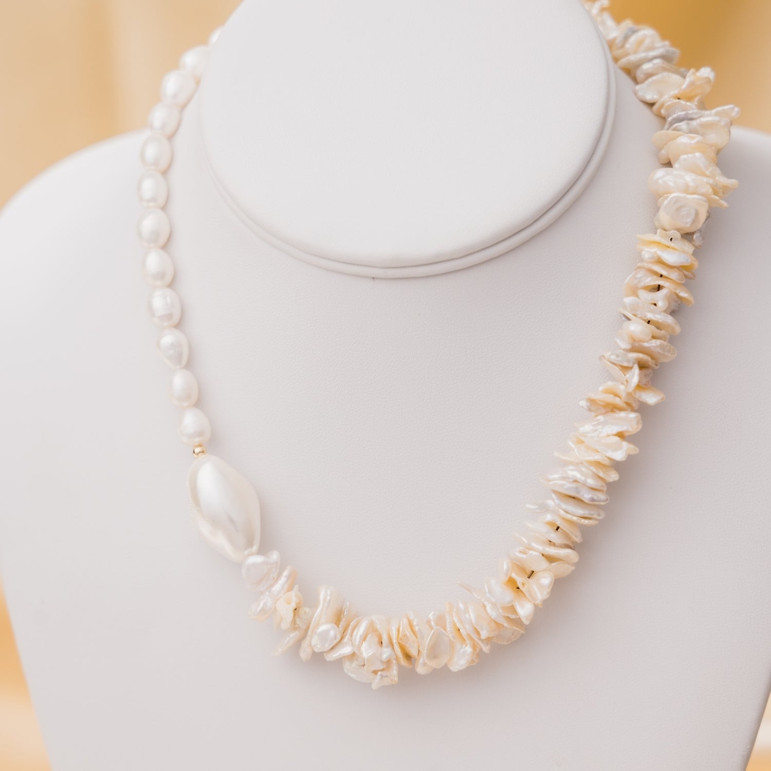 taudrey mother of pearlfection necklace