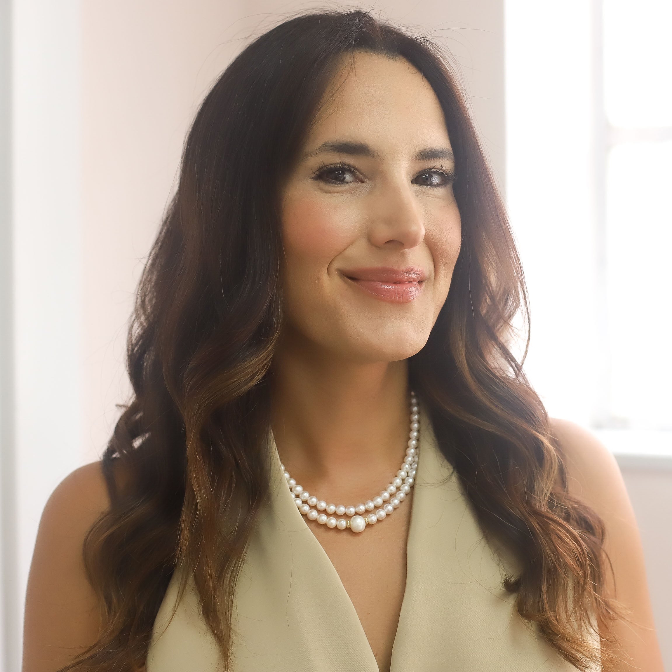 taudrey one martini necklace