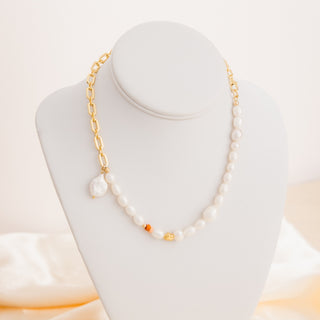 taudrey pearl pop necklace