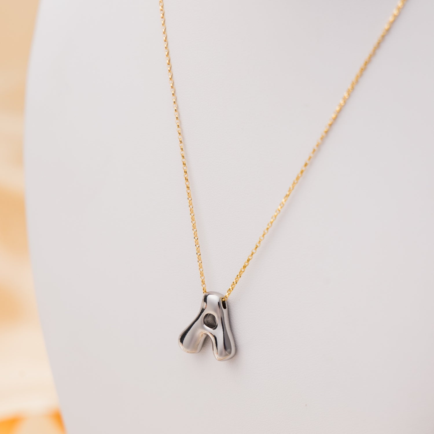 taudrey split second necklace