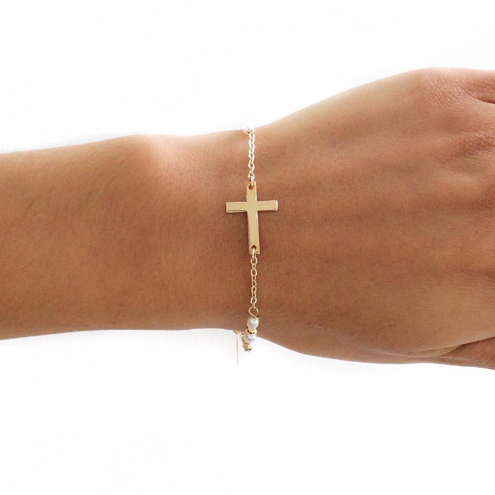 taudrey full of faith cross pearl gold bead detailed bracelet 