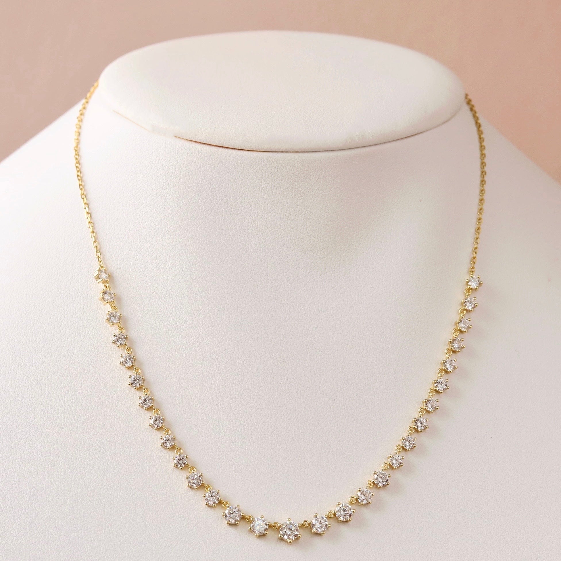 There She Glows Necklace